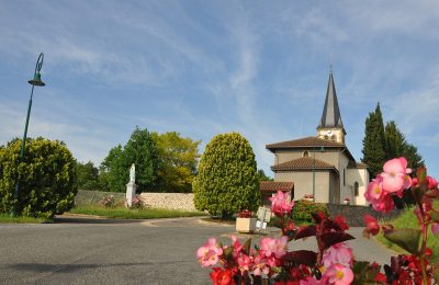 Place de l'Eglise Sabarros